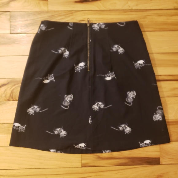 Alice through the Looking Glass Black Mini Skirt with White Cat Print Back Zipp - Picture 4 of 8